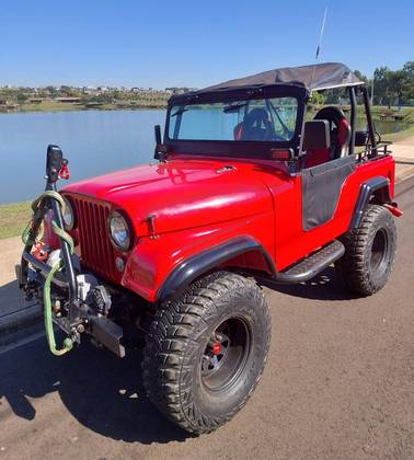 WILLYS JEEP 2.6 6 CILINDROS 12V GASOLINA 2P MANUAL